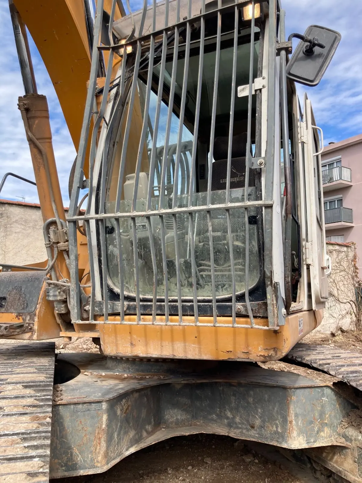 56f3eb2a-741a-4def-8025-ed81001c0775