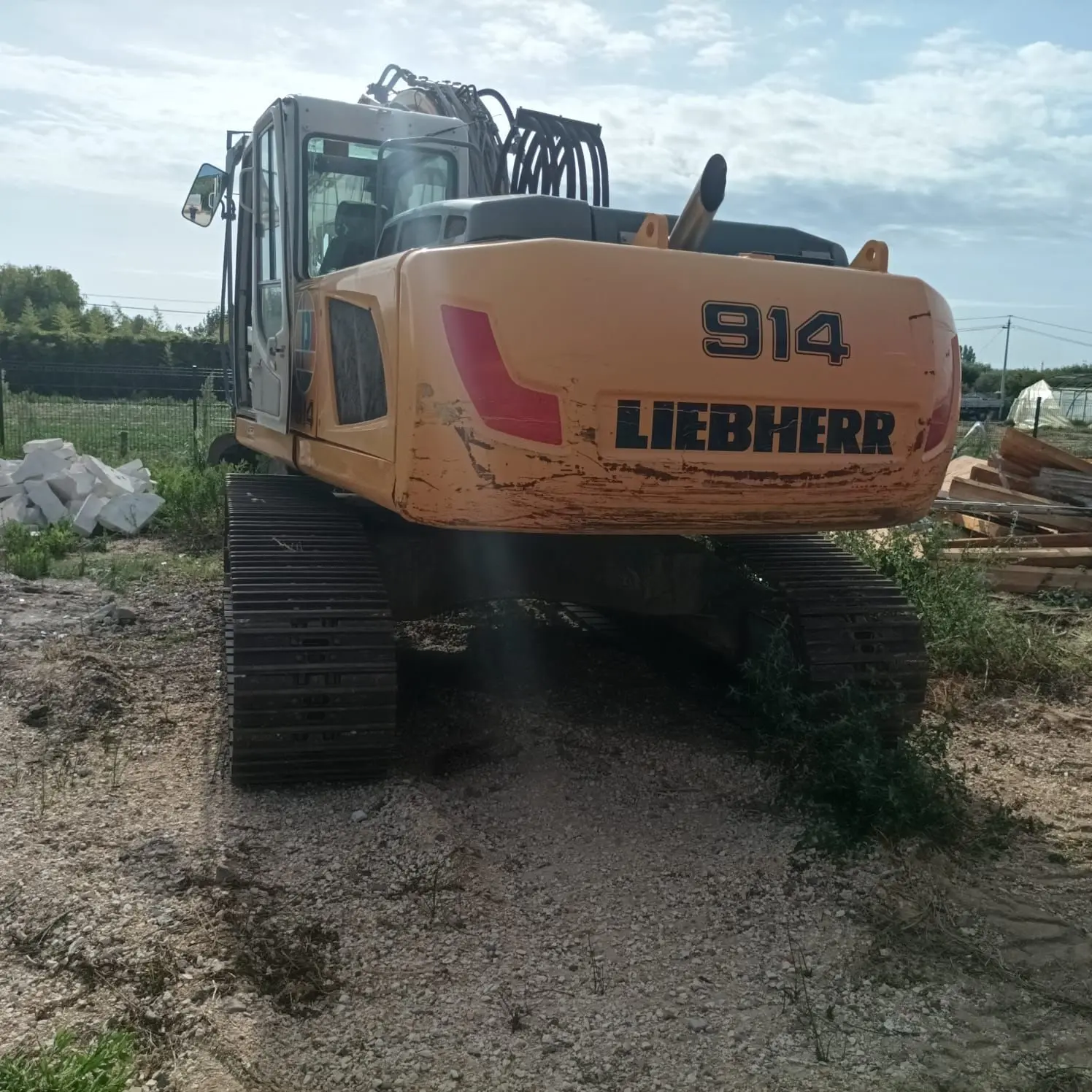 d76859f7-76f9-4724-82e5-7899d2a0d656