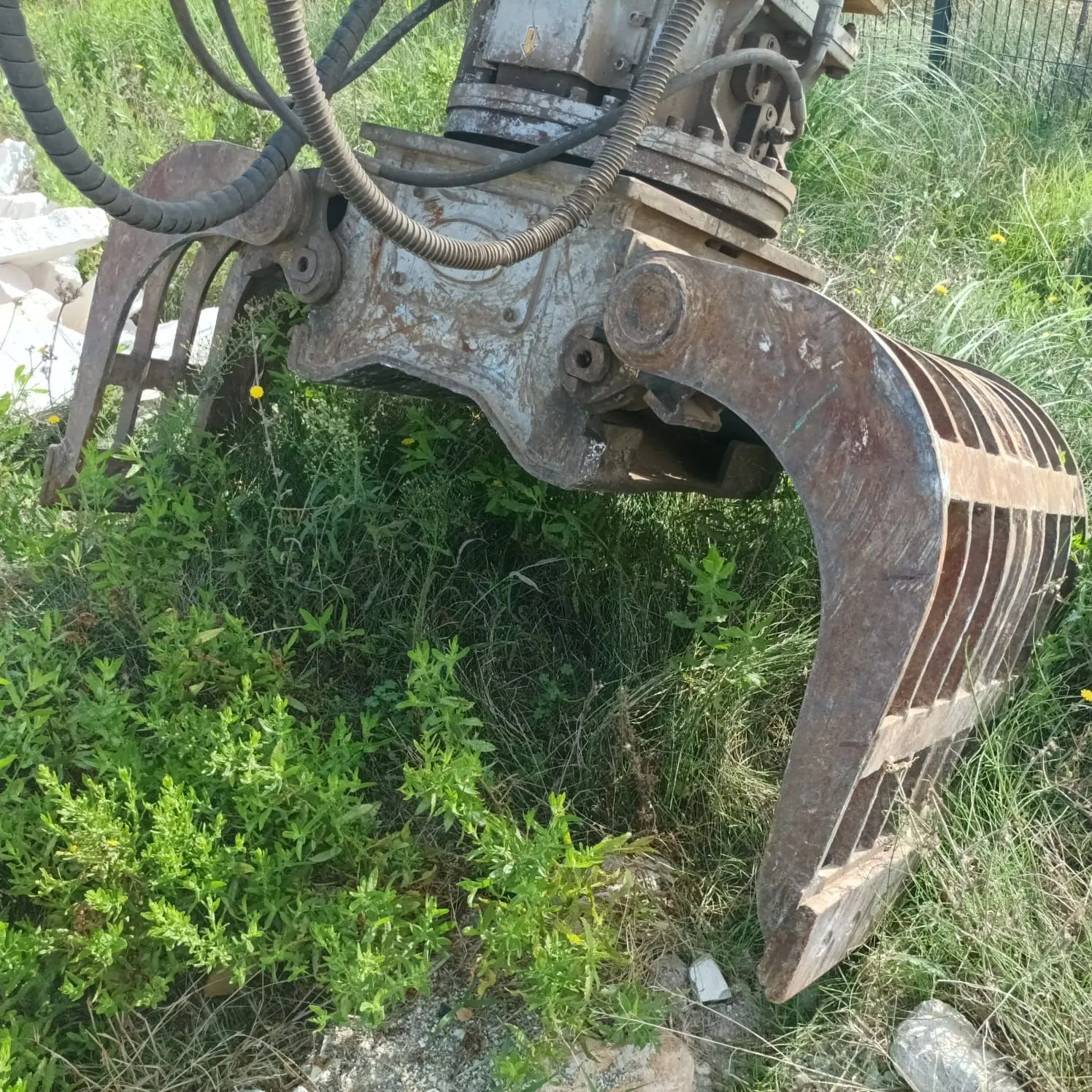 ee699de4-dd61-4891-8177-1a82a744ad8d