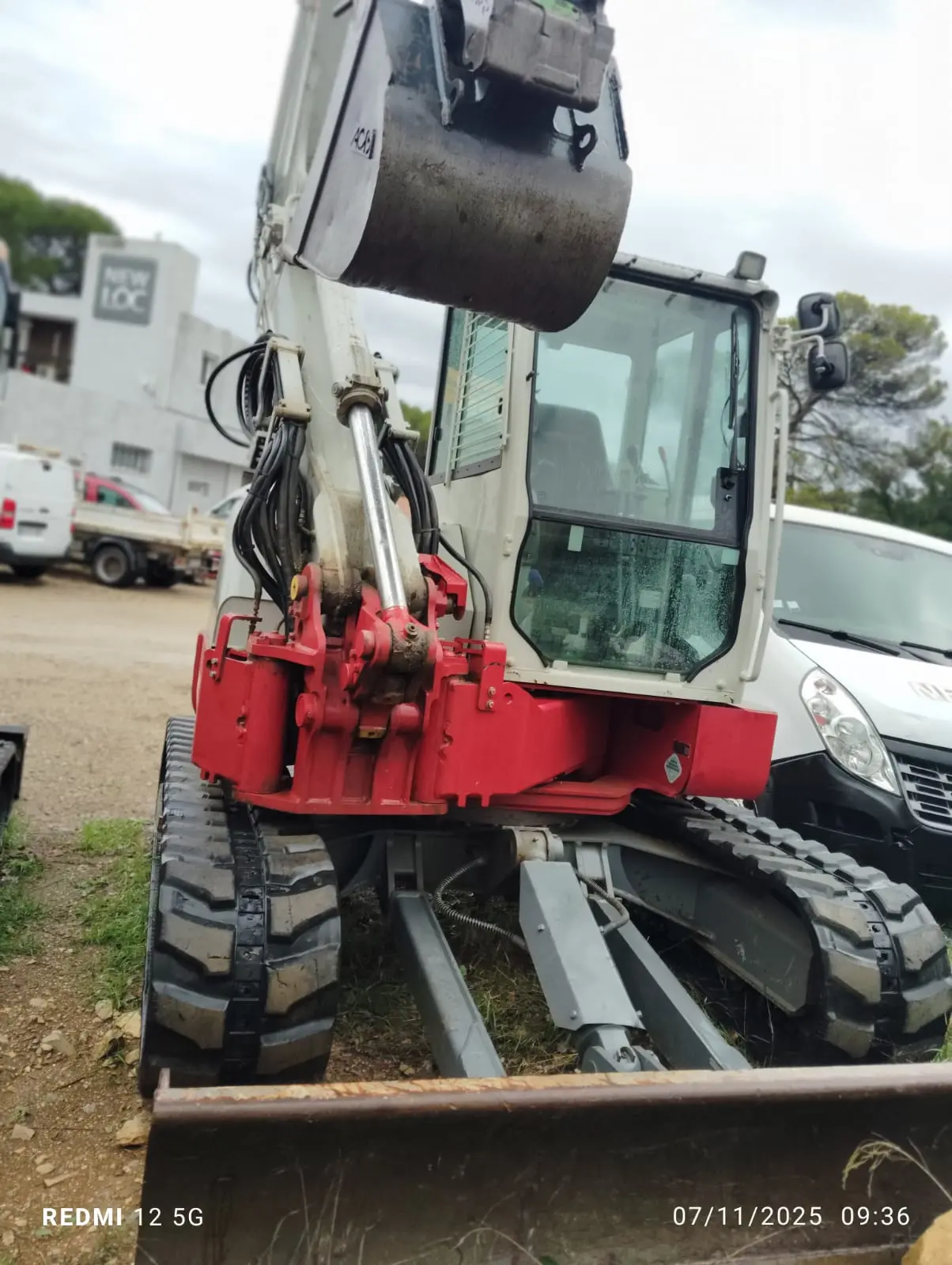 TAKEUCHI 280FR-12