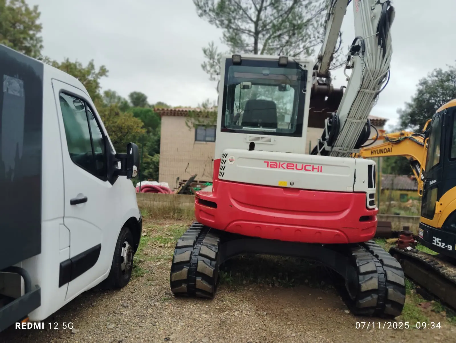 TAKEUCHI 280FR-8