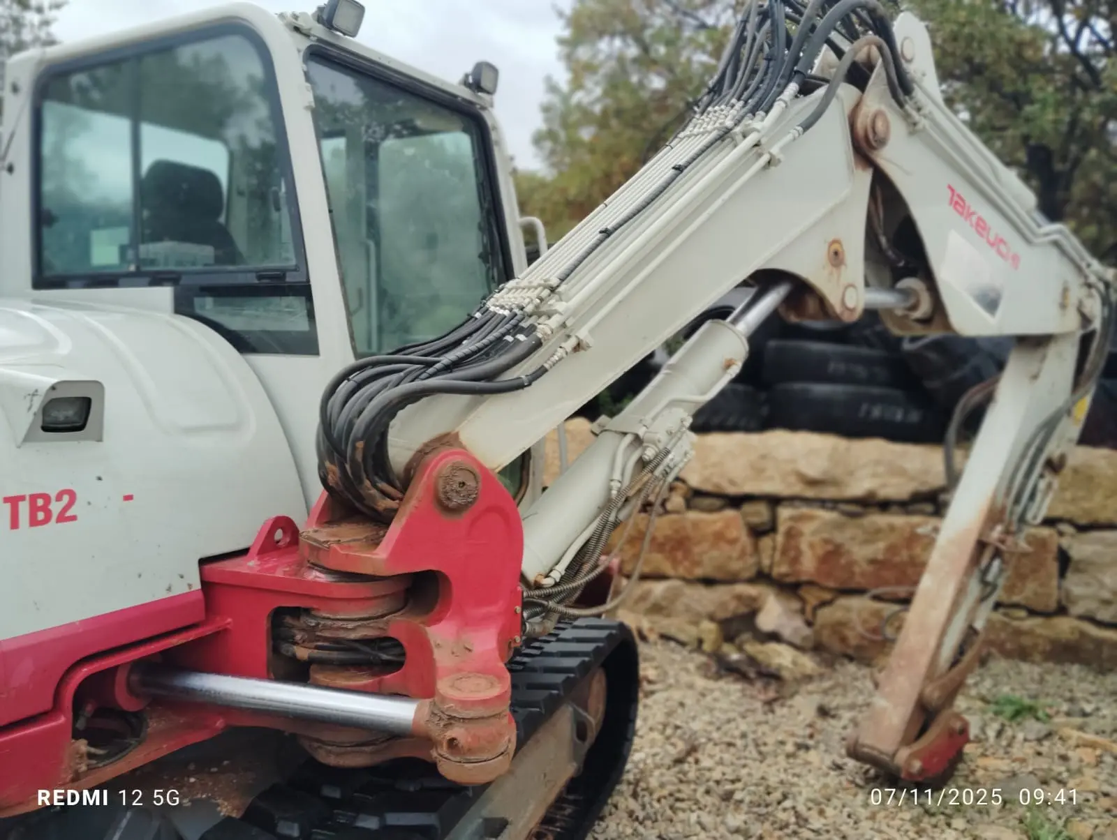 TAKEUCHI TB290-10.jpg