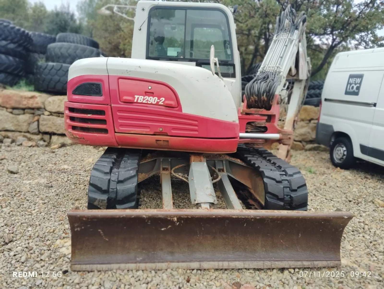 TAKEUCHI TB290-7.jpg