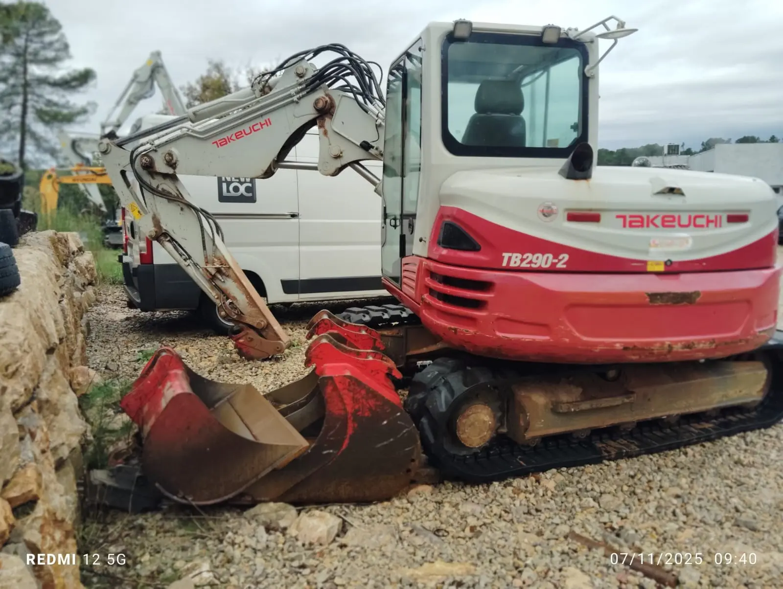 TAKEUCHI TB290-8.jpg
