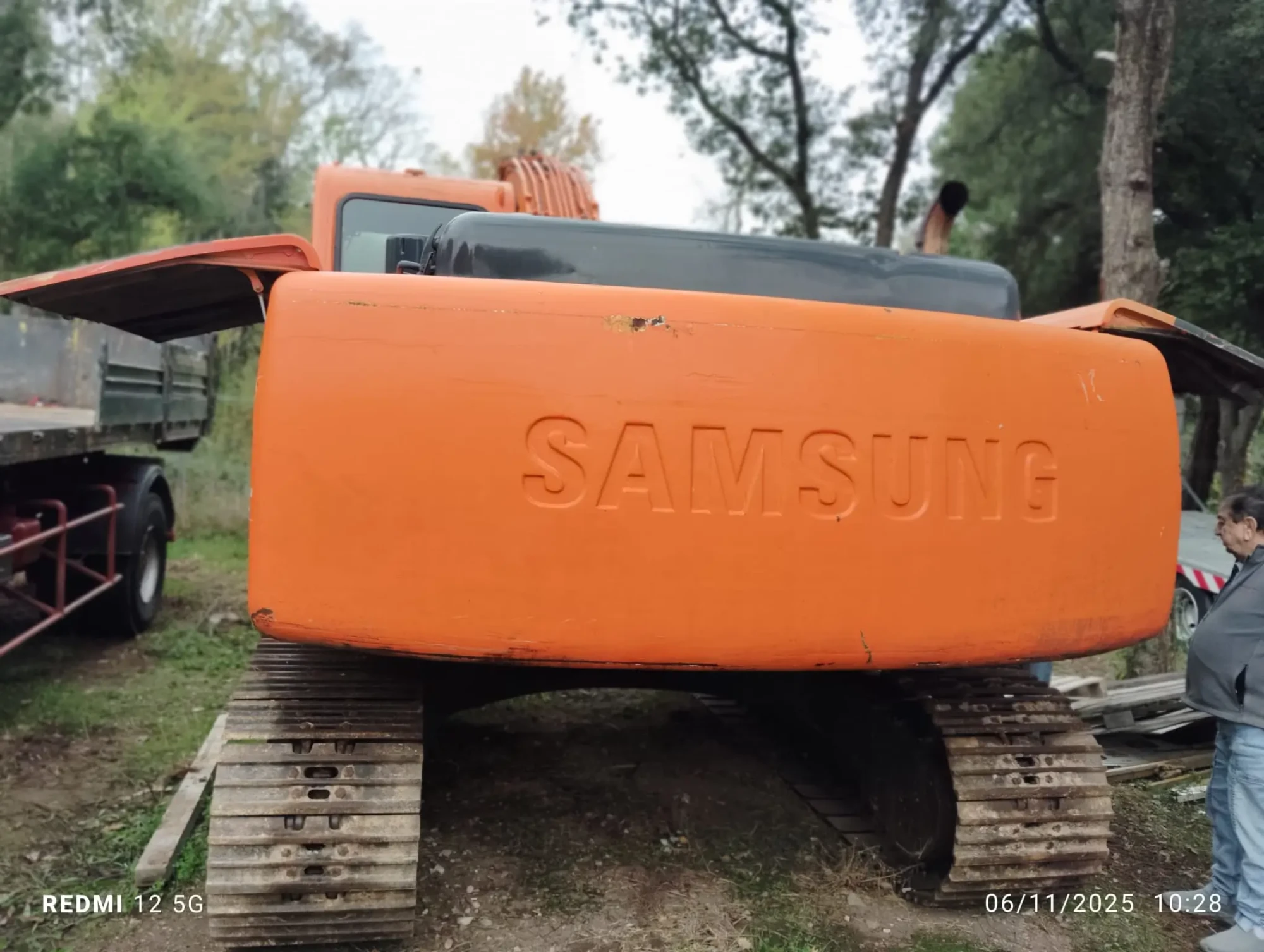 WhatsApp Image 2025-11-06 at 17.42.40 (1)