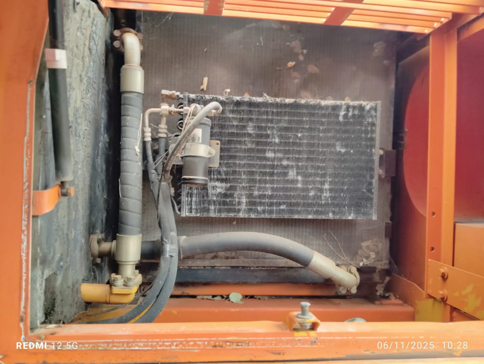 WhatsApp Image 2025-11-06 at 17.42.41 (1)