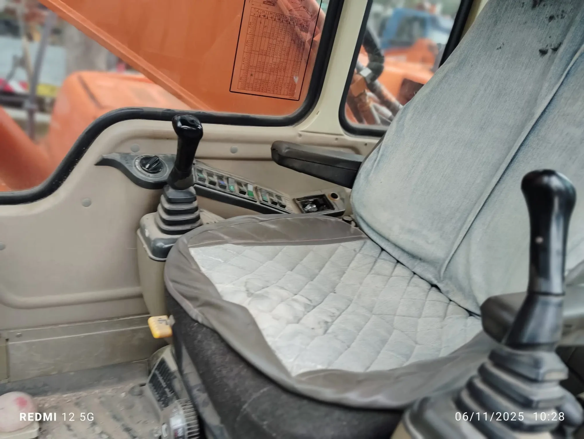 WhatsApp Image 2025-11-06 at 17.42.41 (2)