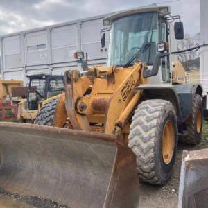 Chargeuse LIEBHERR L524