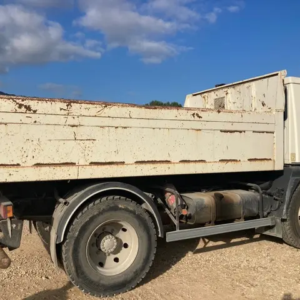 Camion benne man